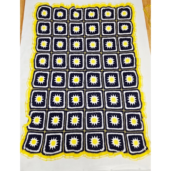 Handmade Crochet Blue White Yellow Daisies Flower‎ Afghan 56"x40" Grandmacore - Picture 1 of 8